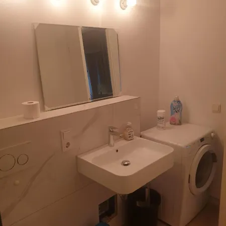 Temporary Apartment *